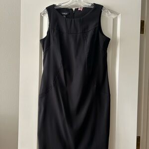 Kasper Black Sleeveless Dress